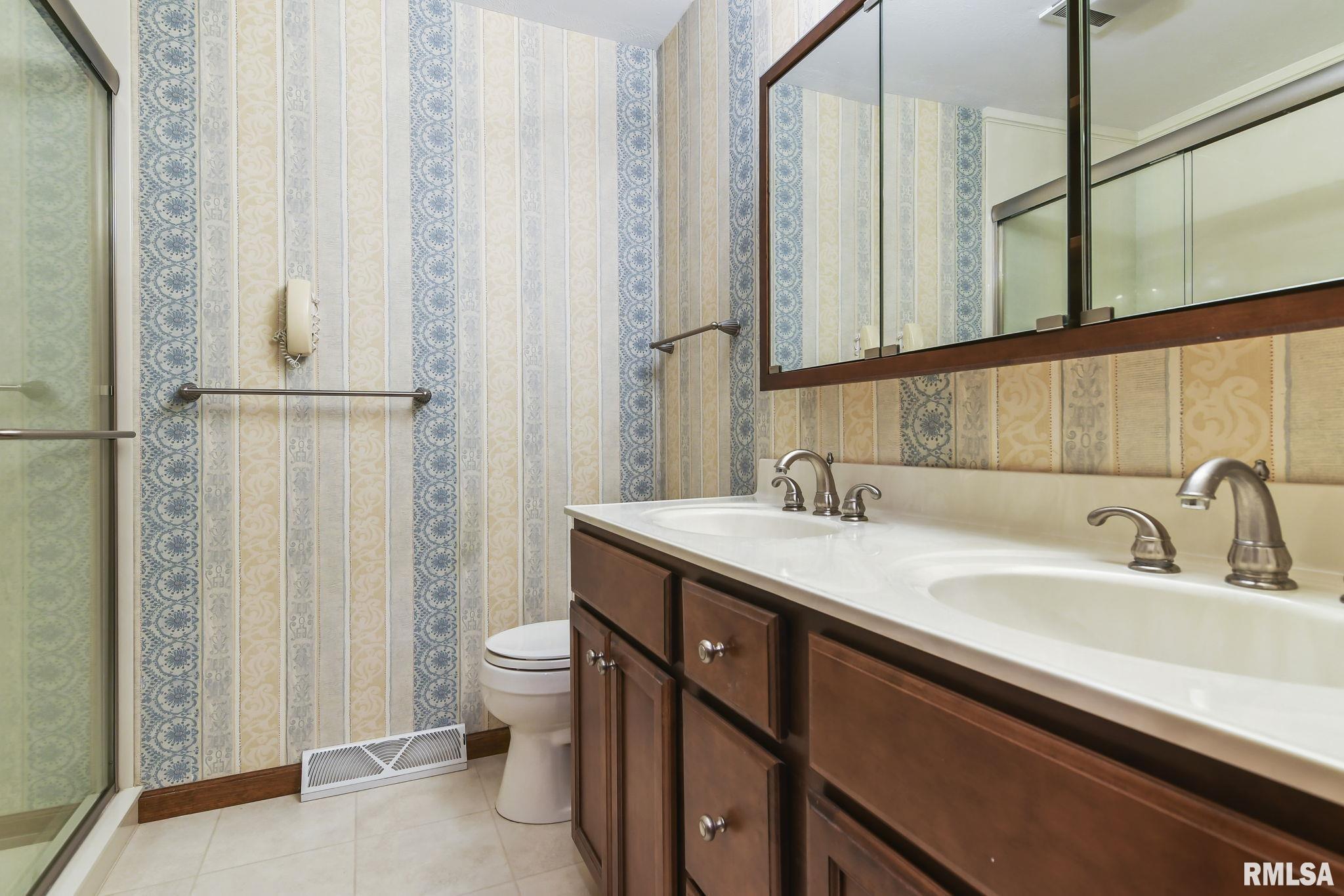 2702 Johnstone Road Springfield, IL 62711 - Photo 19 of 32