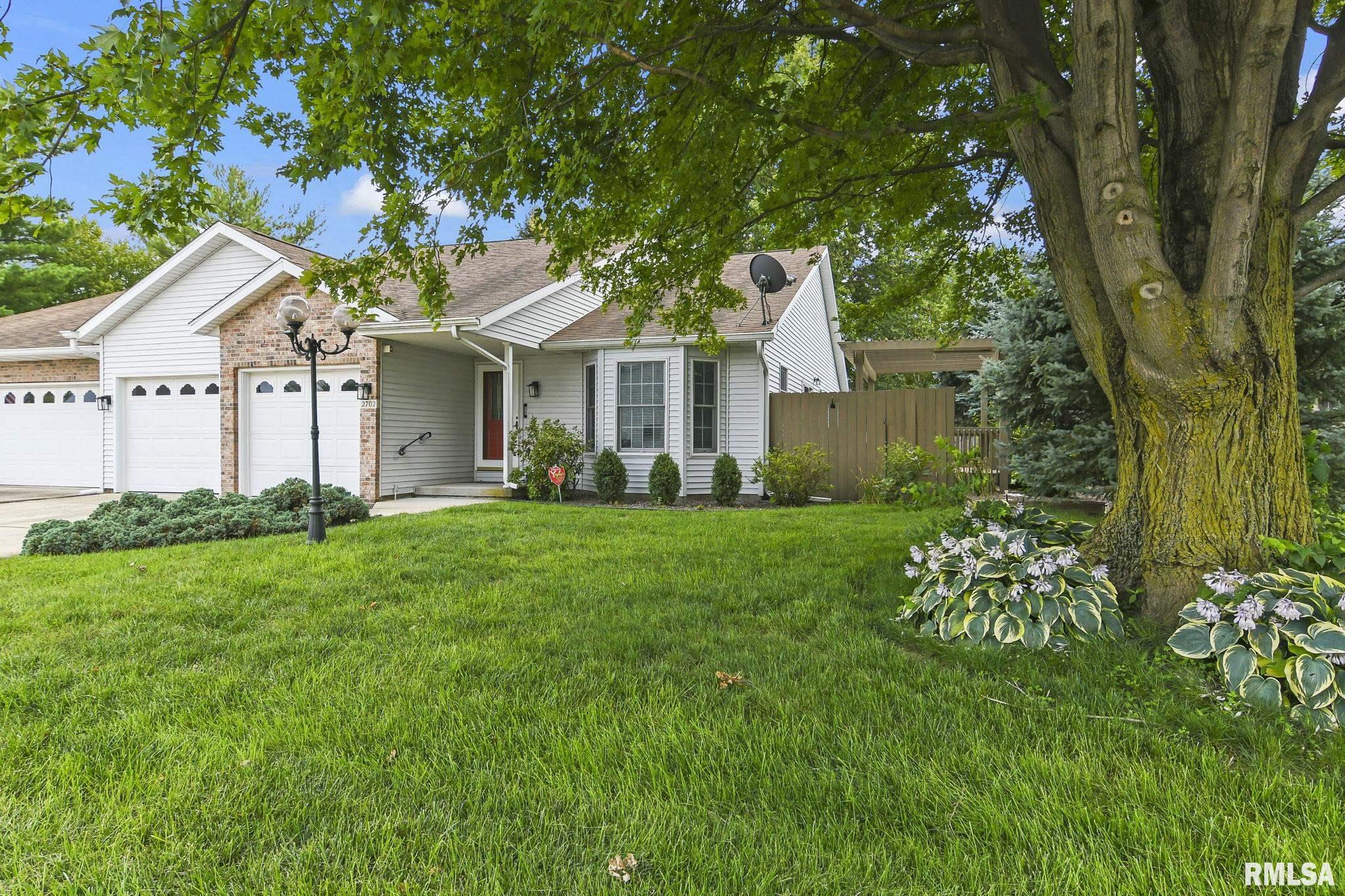 2702 Johnstone Road Springfield, IL 62711 - Photo 2 of 32