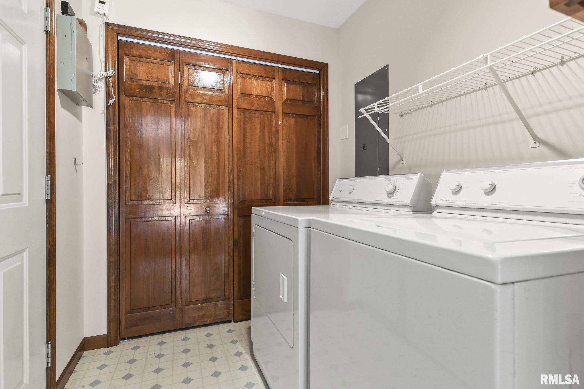 2702 Johnstone Road Springfield, IL 62711 - Photo 28 of 32