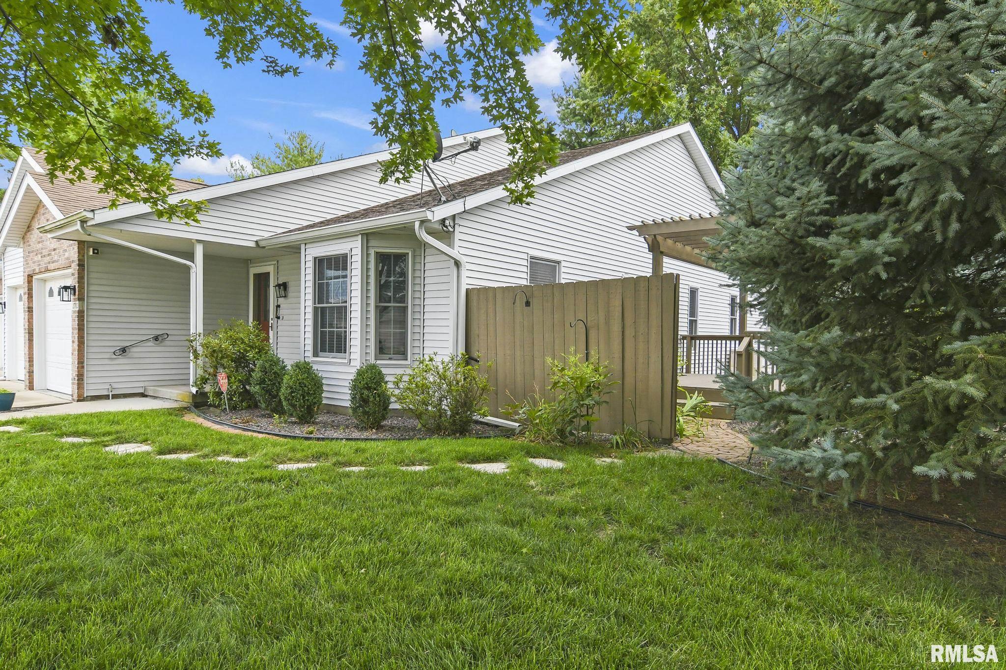 2702 Johnstone Road Springfield, IL 62711 - Photo 4 of 32