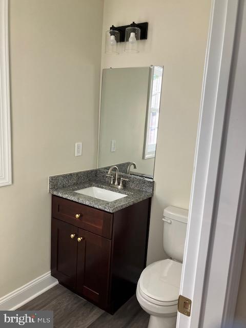 113 Heulings Avenue Riverside, NJ 08075 - Photo 11 of 50 1st Floor Powder Room
