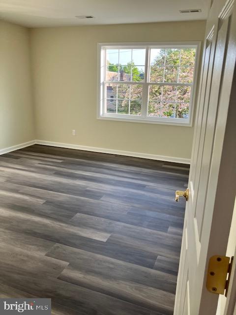 113 Heulings Avenue Riverside, NJ 08075 - Photo 37 of 50 Master Bedroom