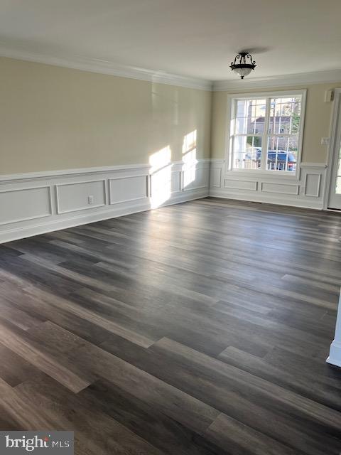 113 Heulings Avenue Riverside, NJ 08075 - Photo 10 of 50 Formal Large Living Room