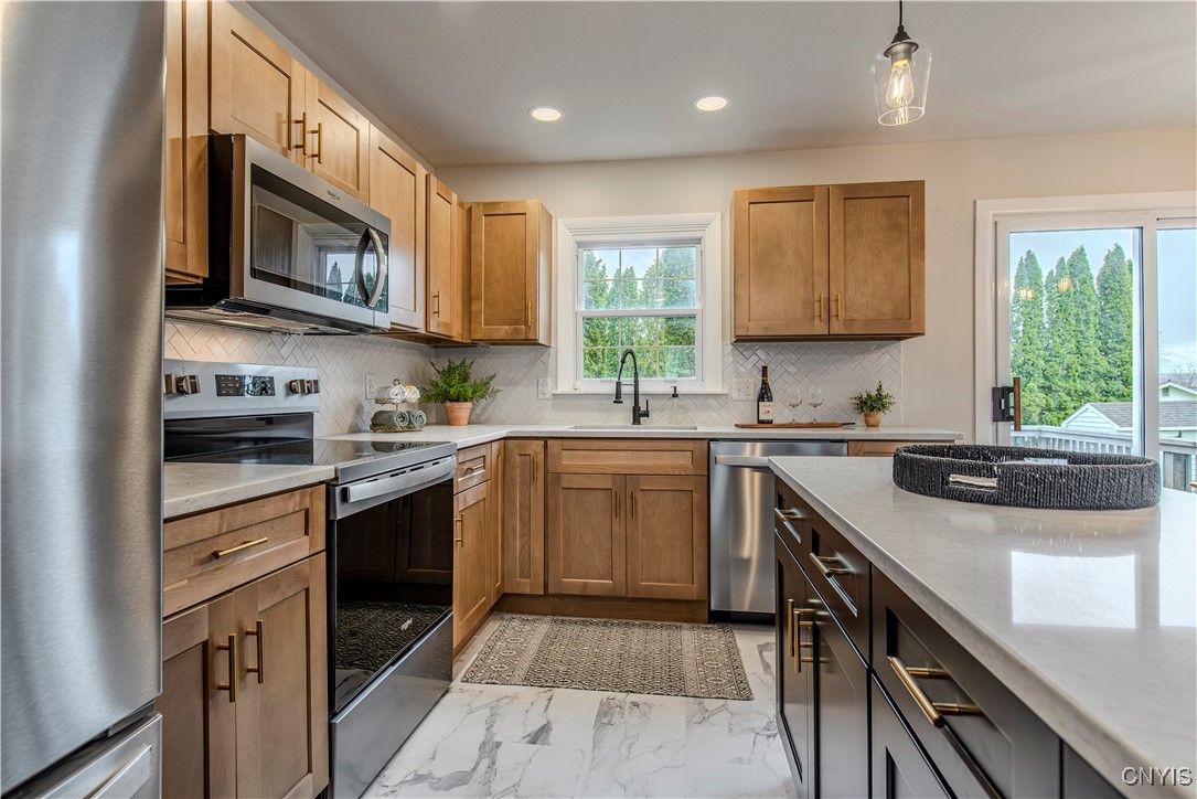 6 Kraft Drive Deerfield, NY 13502 - Photo 27 of 50