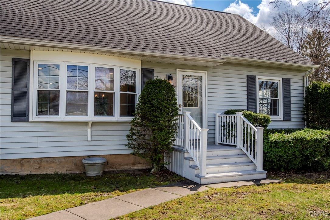 6 Kraft Drive Deerfield, NY 13502 - Photo 3 of 50