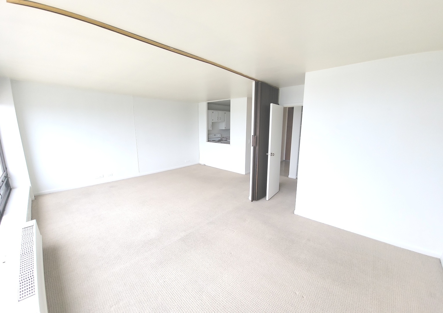 5445 North Sheridan Road, Unit 3605 Chicago, IL 60640 - Photo 4 of 10