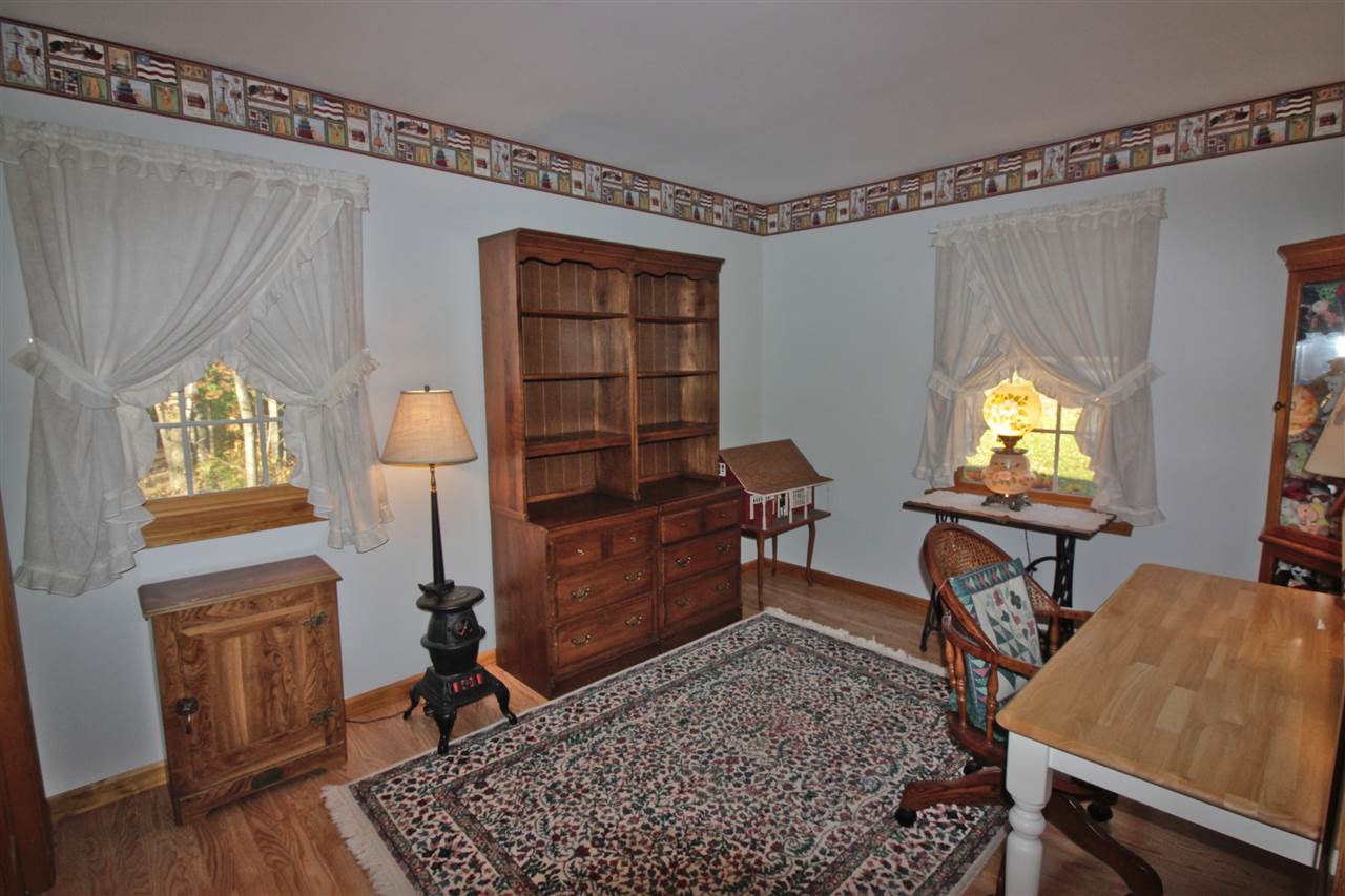 904 East Road Bennington, VT 05201 - Photo 23 of 40