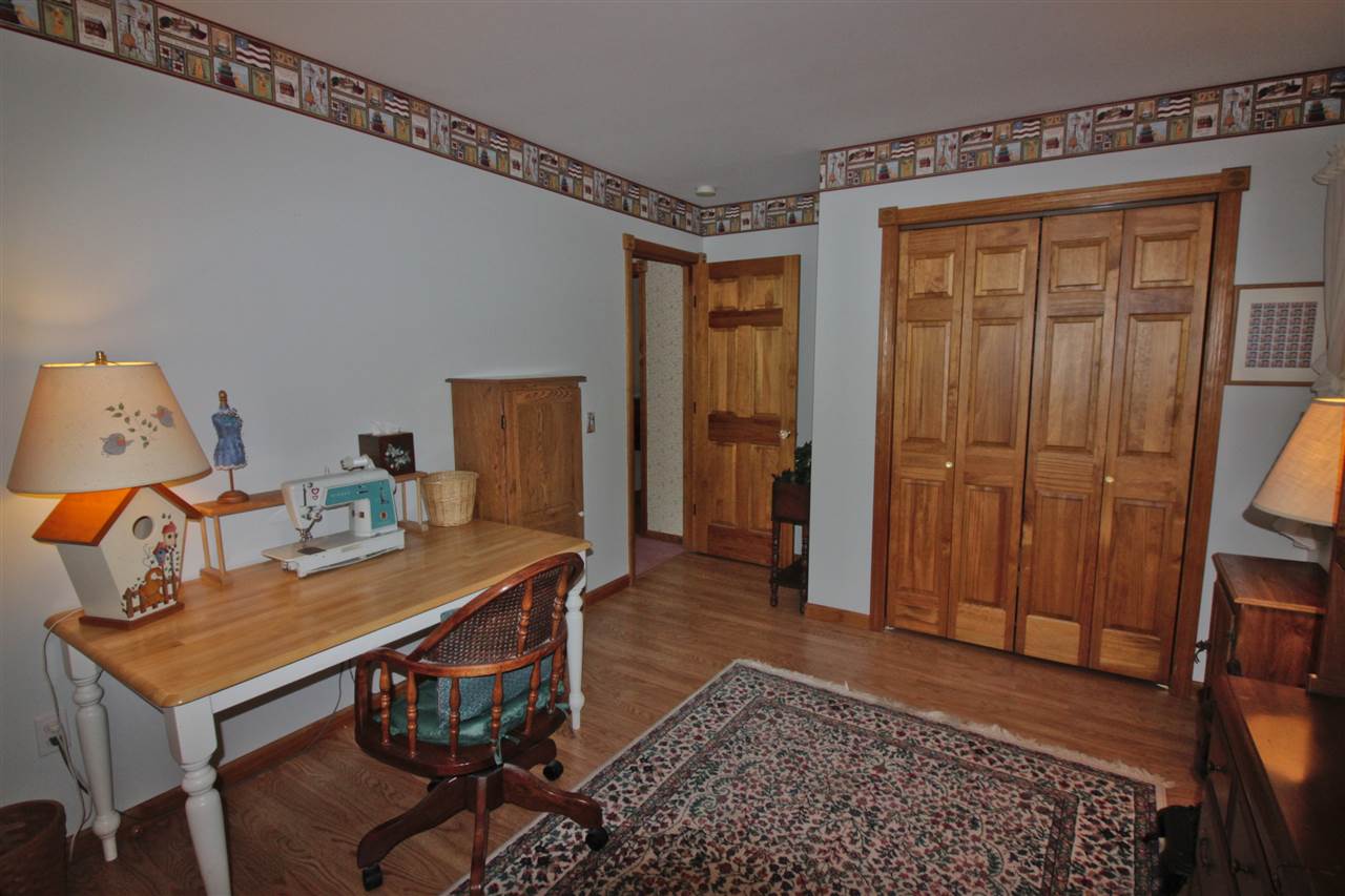 904 East Road Bennington, VT 05201 - Photo 24 of 40