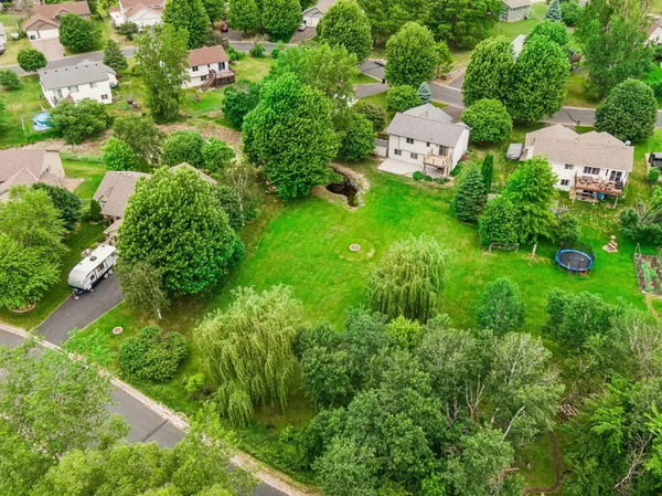 $425,000 | 680 Lois Lane, Lino Lakes, MN 55014
