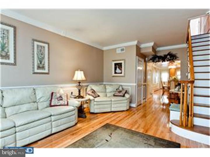115 Fernon Street Philadelphia, PA 19148 - Photo 2 of 13