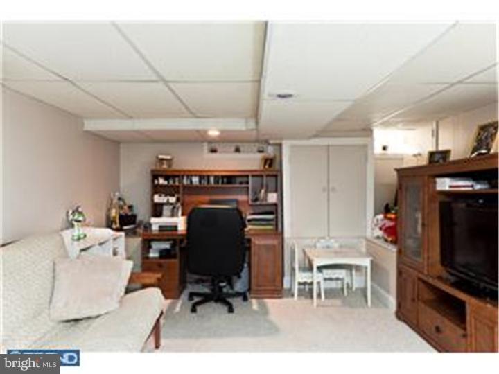 115 Fernon Street Philadelphia, PA 19148 - Photo 11 of 13
