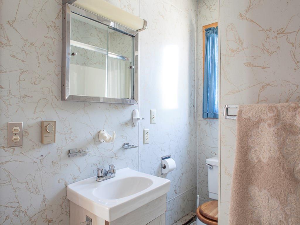 258 Hills Beach Road Biddeford, ME 04005 - Photo 16 of 28 The full bath.