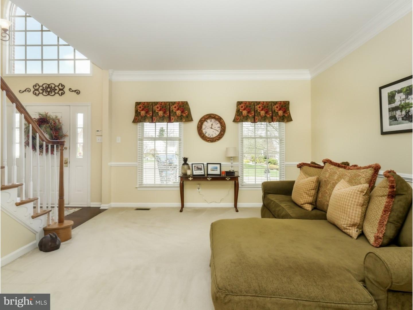 983 Countess Drive Yardley, PA 19067 - Photo 4 of 25 Living Room