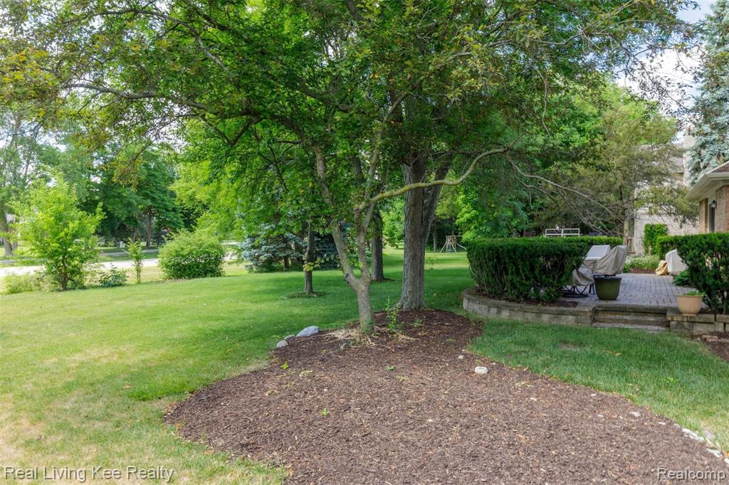 359 Fordcroft Drive Rochester Hills, MI 48309 - Photo 26 of 29