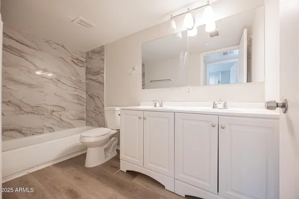 $1,295 | 2352 East Broadway Road, Unit A, Mesa, AZ 85204