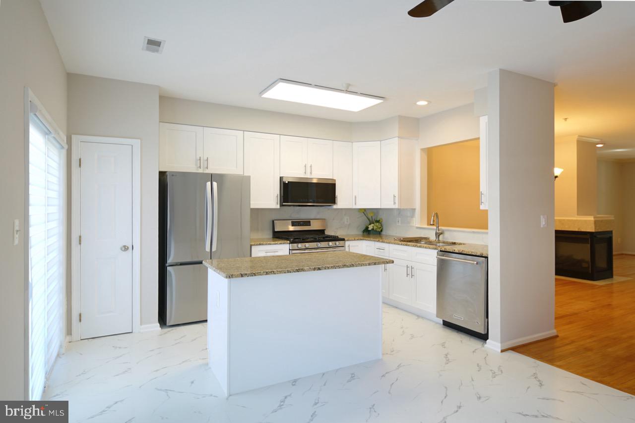 9423 Fields Road Gaithersburg, MD 20878 - Photo 5 of 44 Gallery Image 5