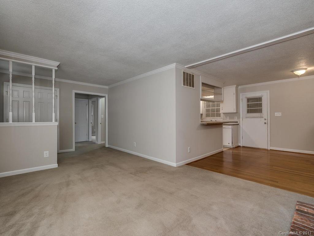 3308 Silver Stream Road Charlotte, NC 28226 - Photo 3 of 17