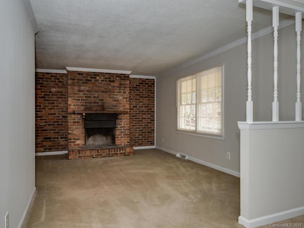 3308 Silver Stream Road Charlotte, NC 28226 - Photo 4 of 17