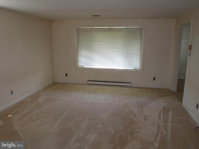 183 Co Rte 9/8 Berkeley Springs, WV 25411 - Photo 4 of 9 Master Bedroom