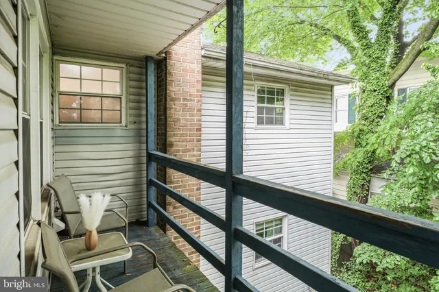 $2,000 | 430 Richey Avenue, Unit 2B, Oaklyn, NJ 08107