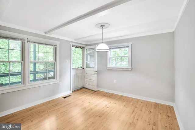 $2,000 | 430 Richey Avenue, Unit 2B, Oaklyn, NJ 08107