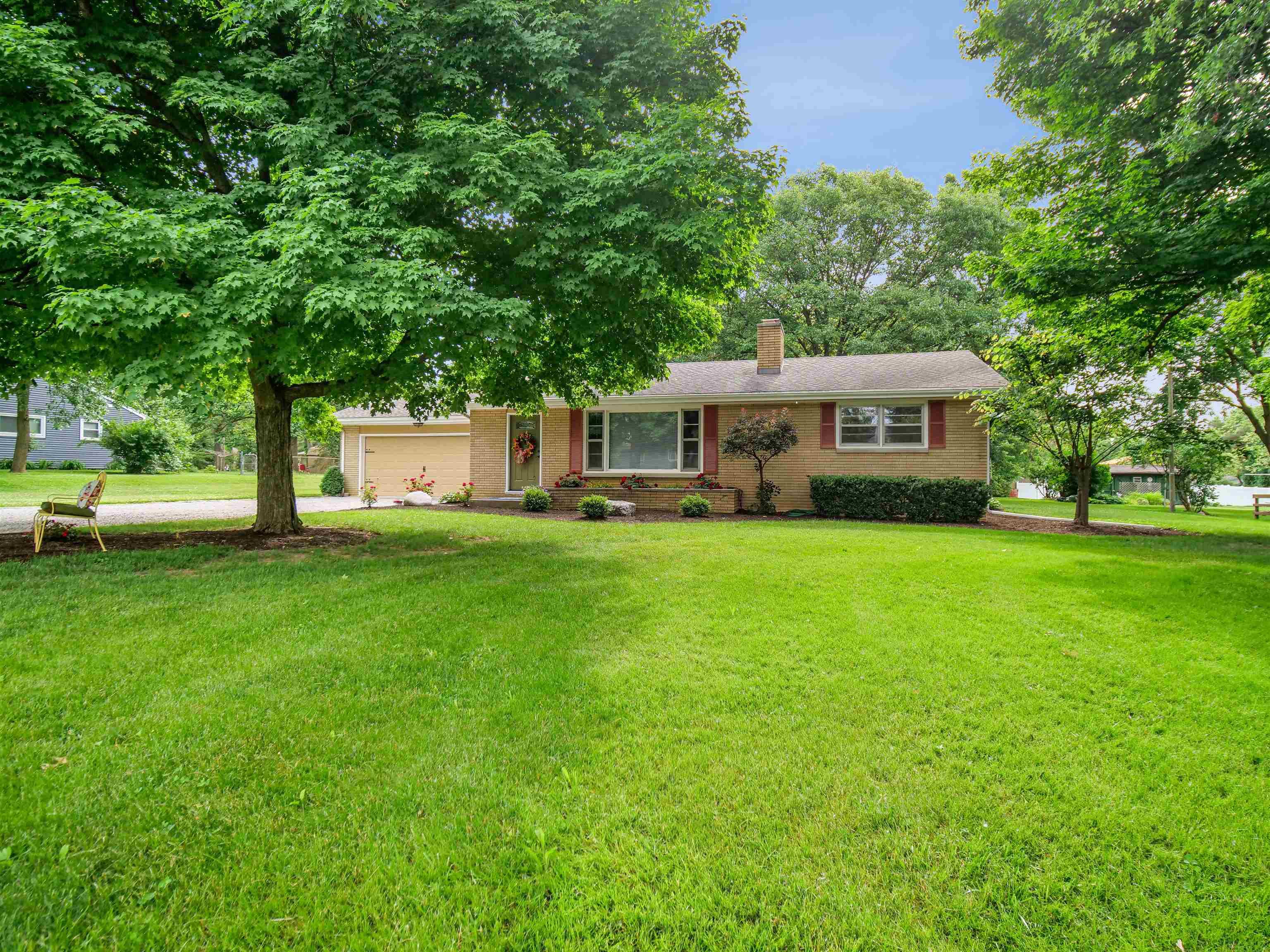 6215 West Hills Road Fort Wayne, IN 46804 - Photo 1 of 24 Gallery Image 1