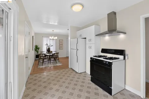 $779,000 | 16125 Via Lupine, San Lorenzo, CA 94580