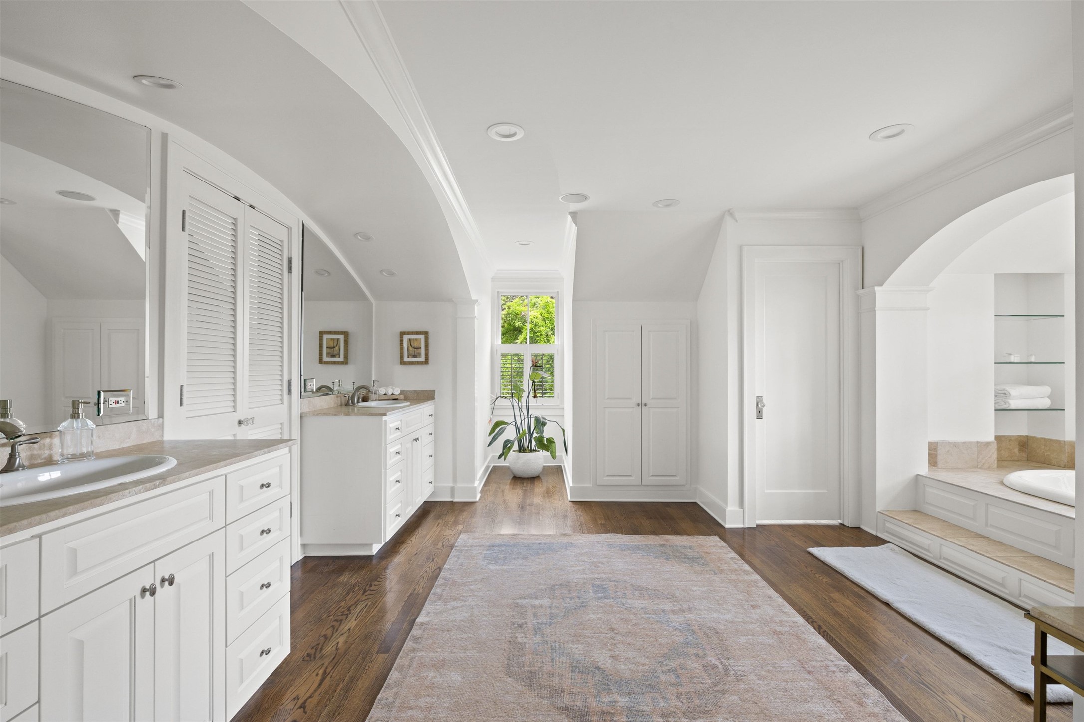 2308 Bridle Path Austin, TX 78703 - Photo 19 of 33