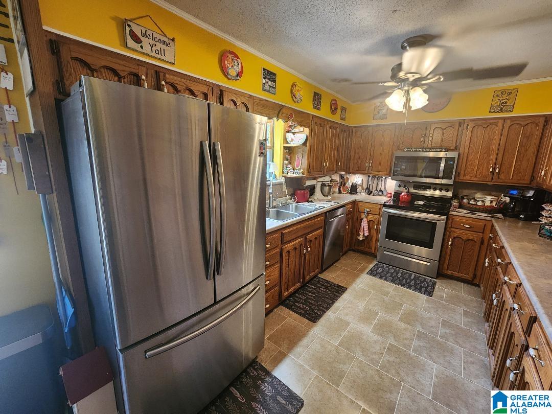 405 3rd Street Pleasant Grove, AL 35127 - Photo 5 of 16