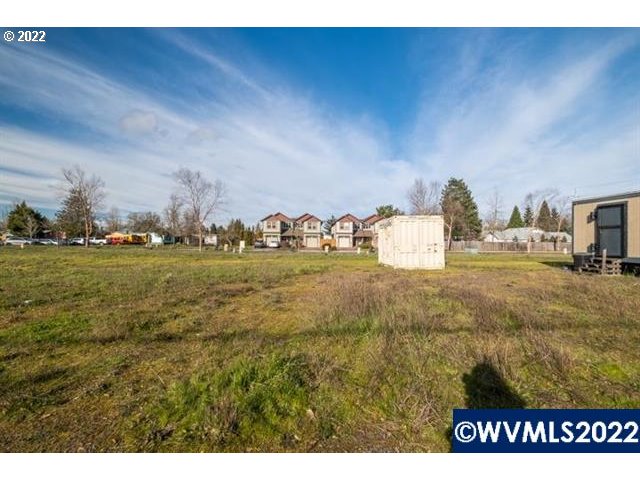 44 Sand Ridge Court Lebanon, OR 97355 - Photo 12 of 32 Gallery Image 12