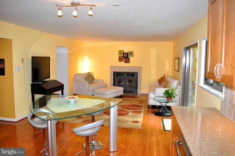 12101 Gold Ribbon Way Columbia, MD 21044 - Photo 18 of 29 Family Room #2