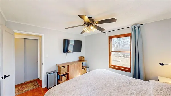 $300,000 | 7709 Robinson Street, Overland Park, KS 66204