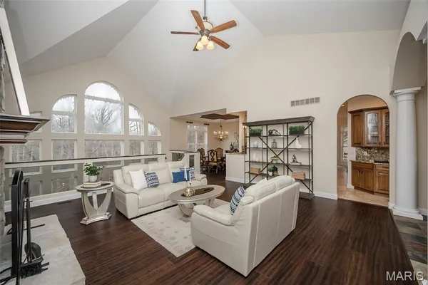 $825,000 | 19140 Melrose Road, Wildwood, MO 63038