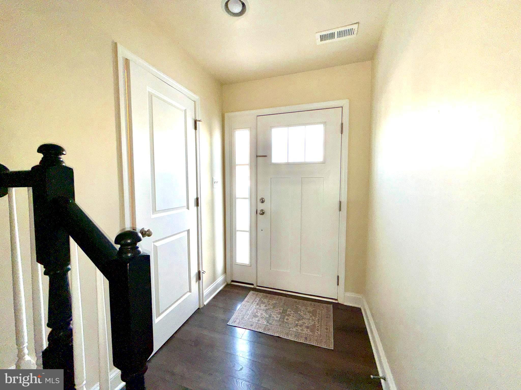 1347 Spindrift Road Aberdeen, MD 21001 - Photo 6 of 26 Entry way