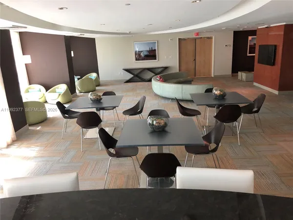 $3,350 | 951 Brickell Avenue, Unit 3900, Miami, FL 33131