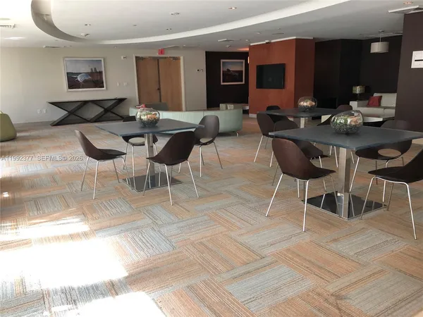 $3,350 | 951 Brickell Avenue, Unit 3900, Miami, FL 33131