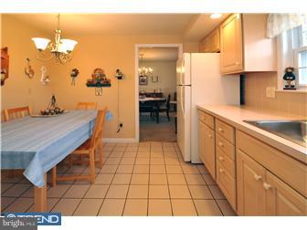232 Surrey Road Warminster, PA 18974 - Photo 5 of 12 Kitchen