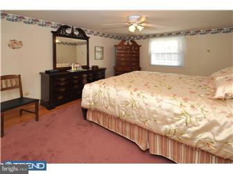 232 Surrey Road Warminster, PA 18974 - Photo 7 of 12 Bedroom - Main
