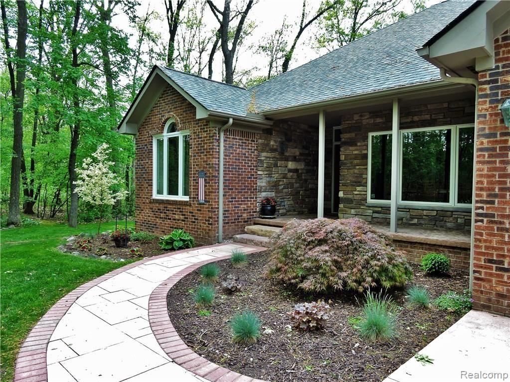 7125 Tucker Road Holly, MI 48442 - Photo 1 of 63 DSCN5985 (2).JPG