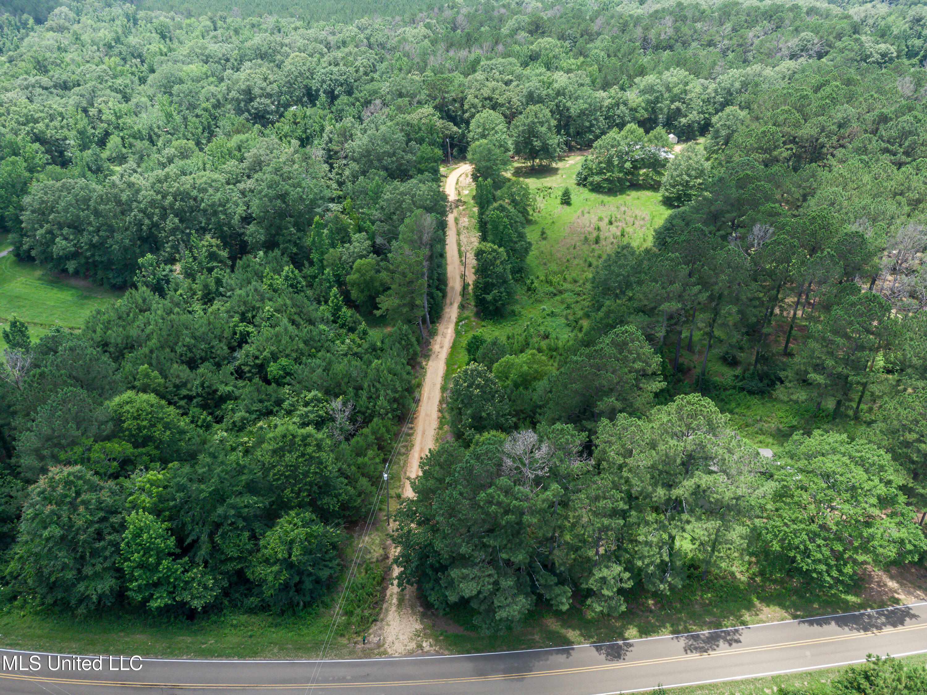 4173 Ruby Road Crystal Springs, MS 39059 - Photo 4 of 70 4173 Ruby Road drone-7