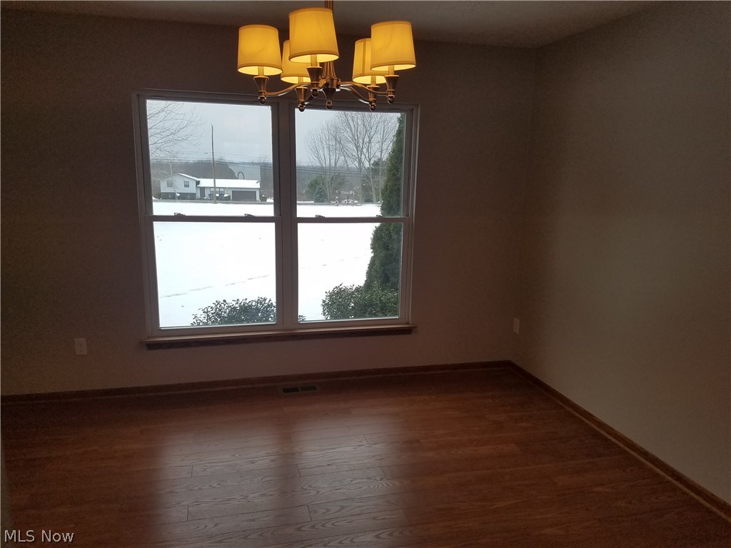 8520 Weaver Road Ravenna, OH 44266 - Photo 7 of 33 Gallery Image 7