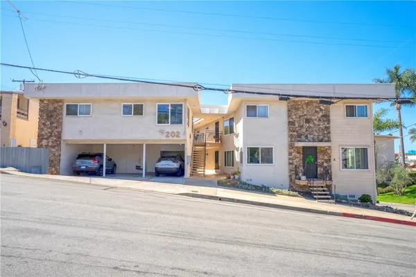 $5,750,000 | 202 North Calle Seville, San Clemente, CA 92672