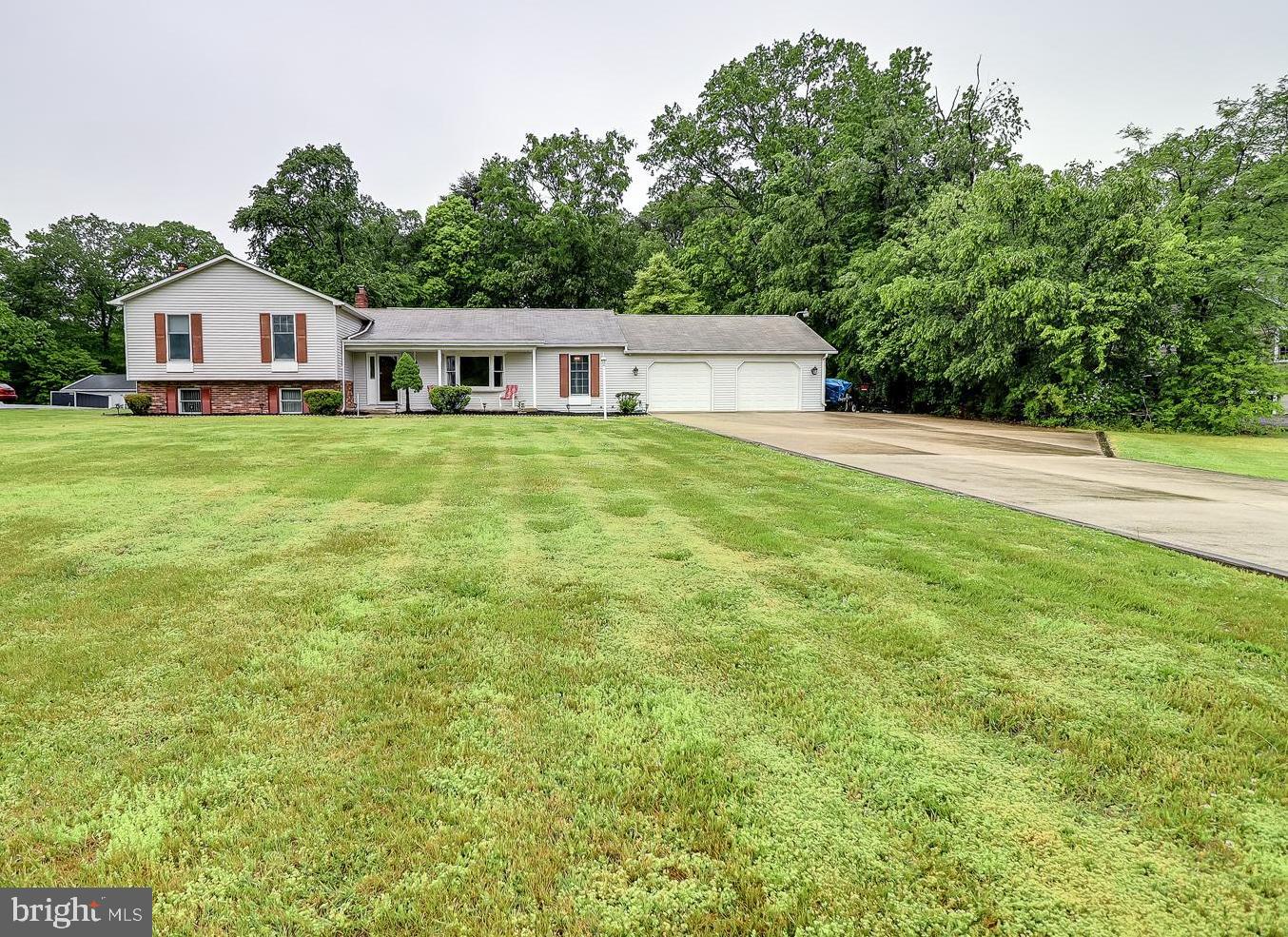 966 Bird River Beach Road Situated on 1.08 Acres