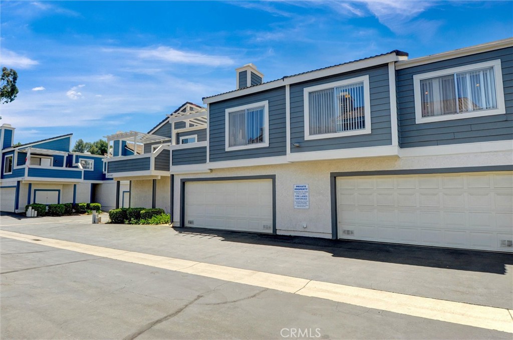 24141 High Knob Road, Unit G Diamond Bar, CA 91765 - Photo 4 of 33