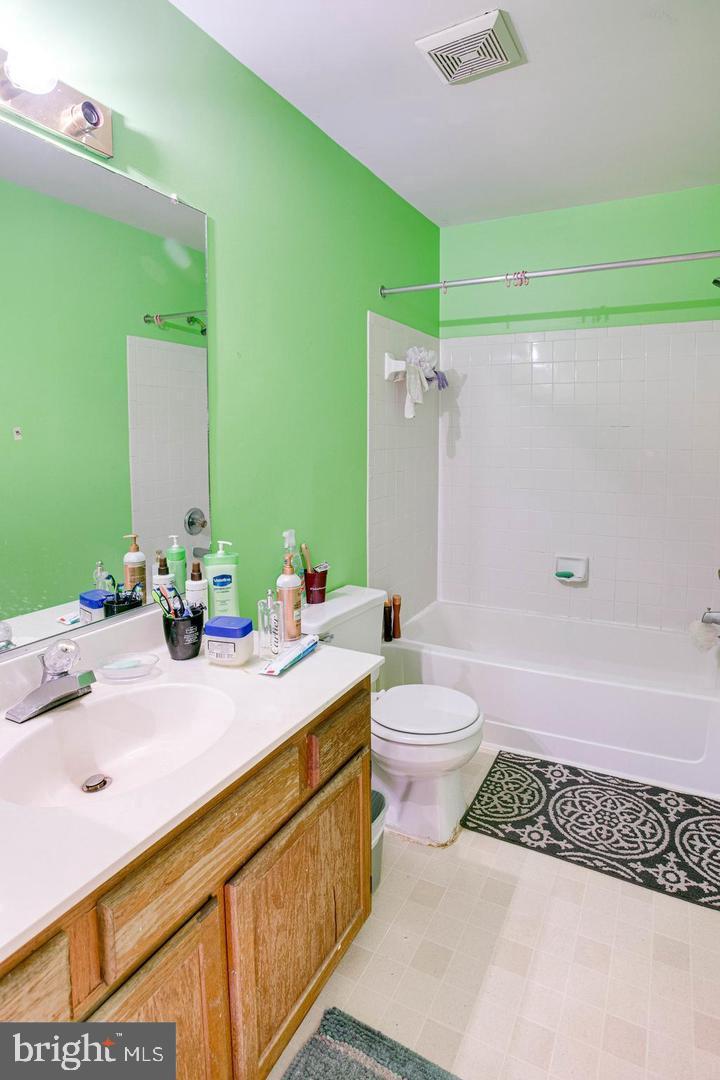 14847 Winding Loop Woodbridge, VA 22191 - Photo 12 of 15