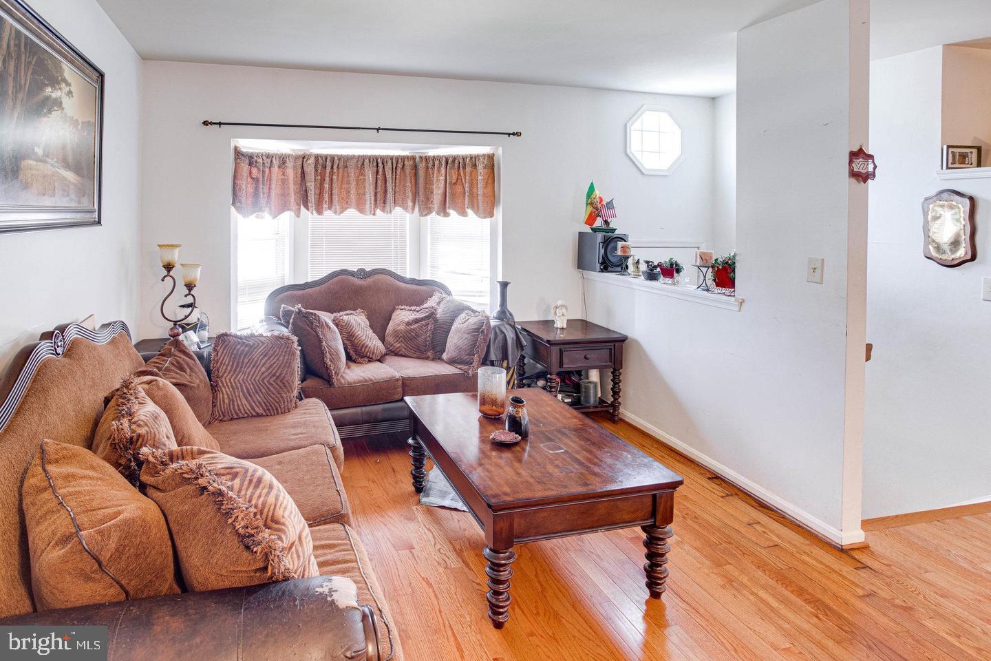 14847 Winding Loop Woodbridge, VA 22191 - Photo 3 of 15