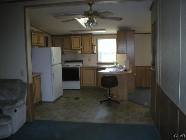 1 Long Mountain Road Effort, PA 18330 - Photo 2 of 11 a workspace with kitchen