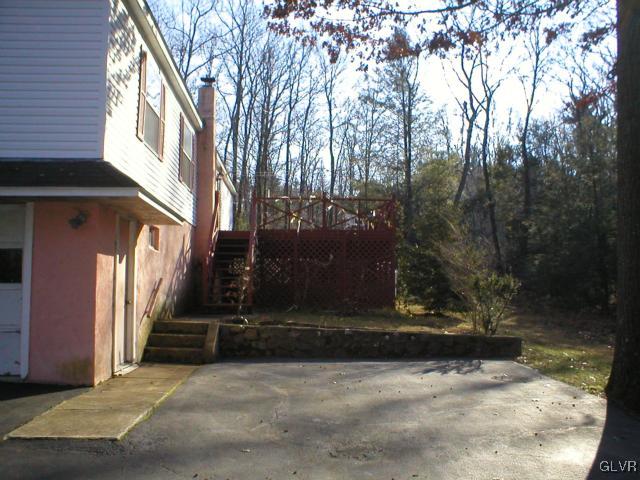 1 Long Mountain Road Effort, PA 18330 - Photo 8 of 11 a view of a pathway of a house