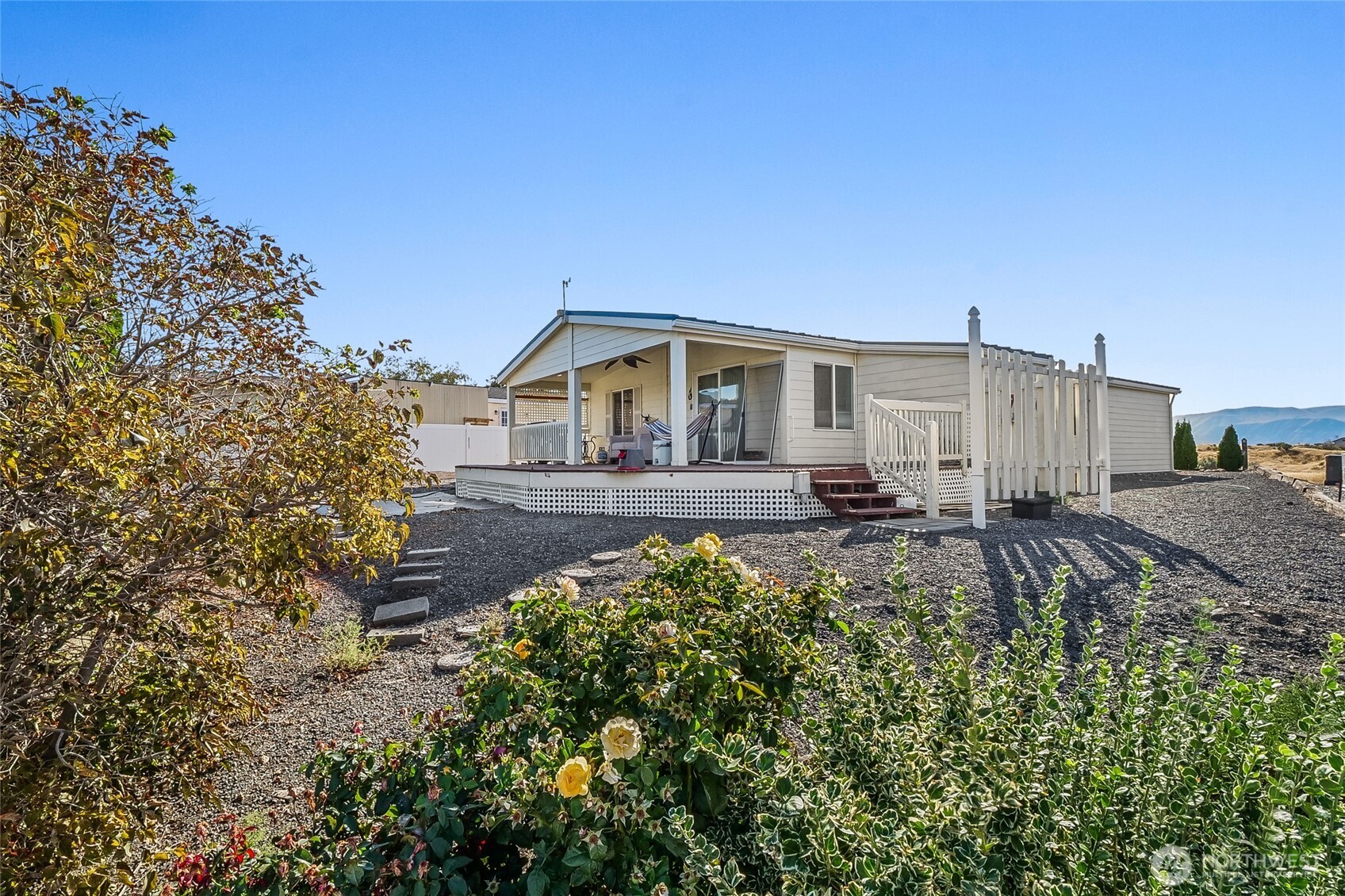 514 Autumn Loop Mattawa, WA 99349 - Photo 2 of 40 Gallery Image 2