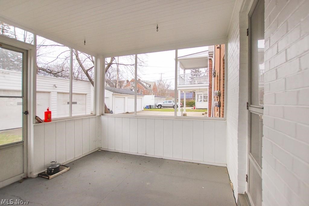 18424 Newell Road, Unit 1 Beachwood, OH 44122 - Photo 16 of 18